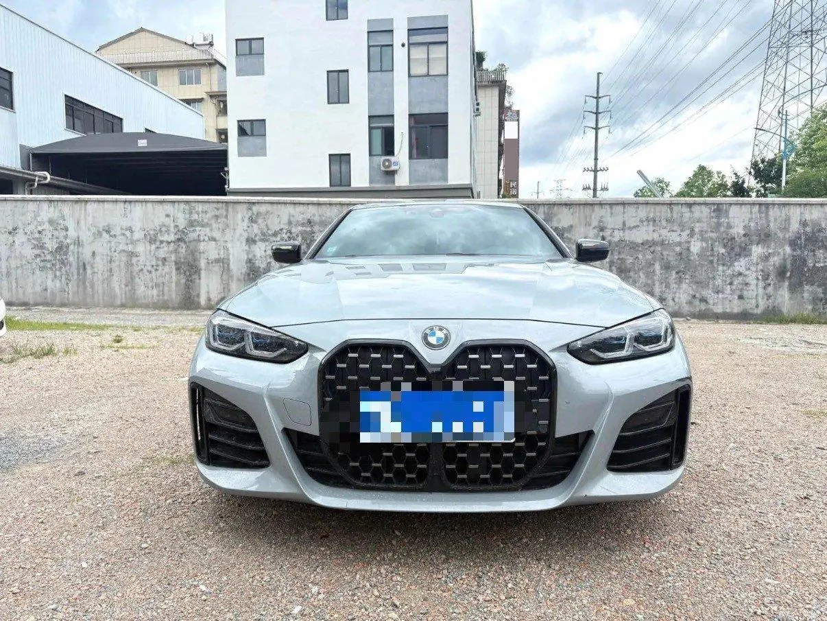 BMW 4 Series (Imported) 2022 425i Four-Door Coupe 2.0T M Sports Obsidian Night Suit Automatic Gear 6