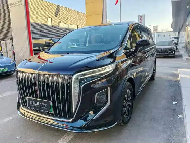 Open image lightbox: HongQi HQ9 PHEV 2024 2.0T 4WD Deluxe Edition