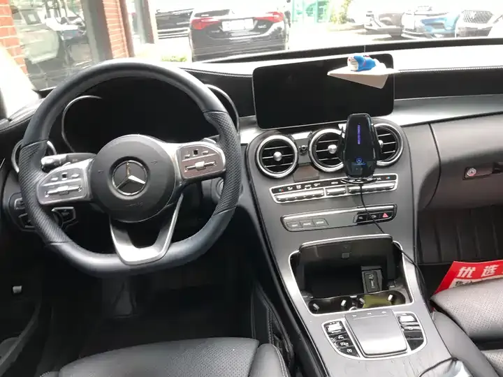 Mercedes Benz Class C 2021 C 260 L Sports Edition 9
