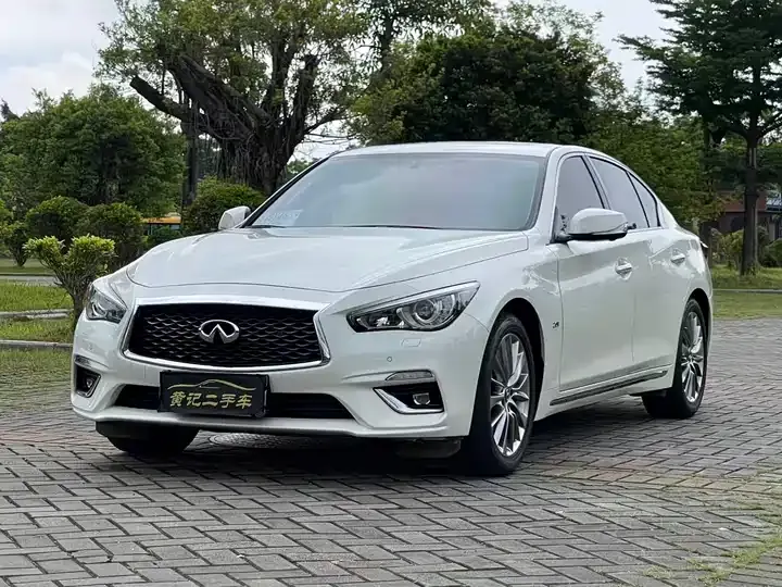 Open image lightbox: Infiniti Q50L 2018 2.0T Enjoying Edition Country VI