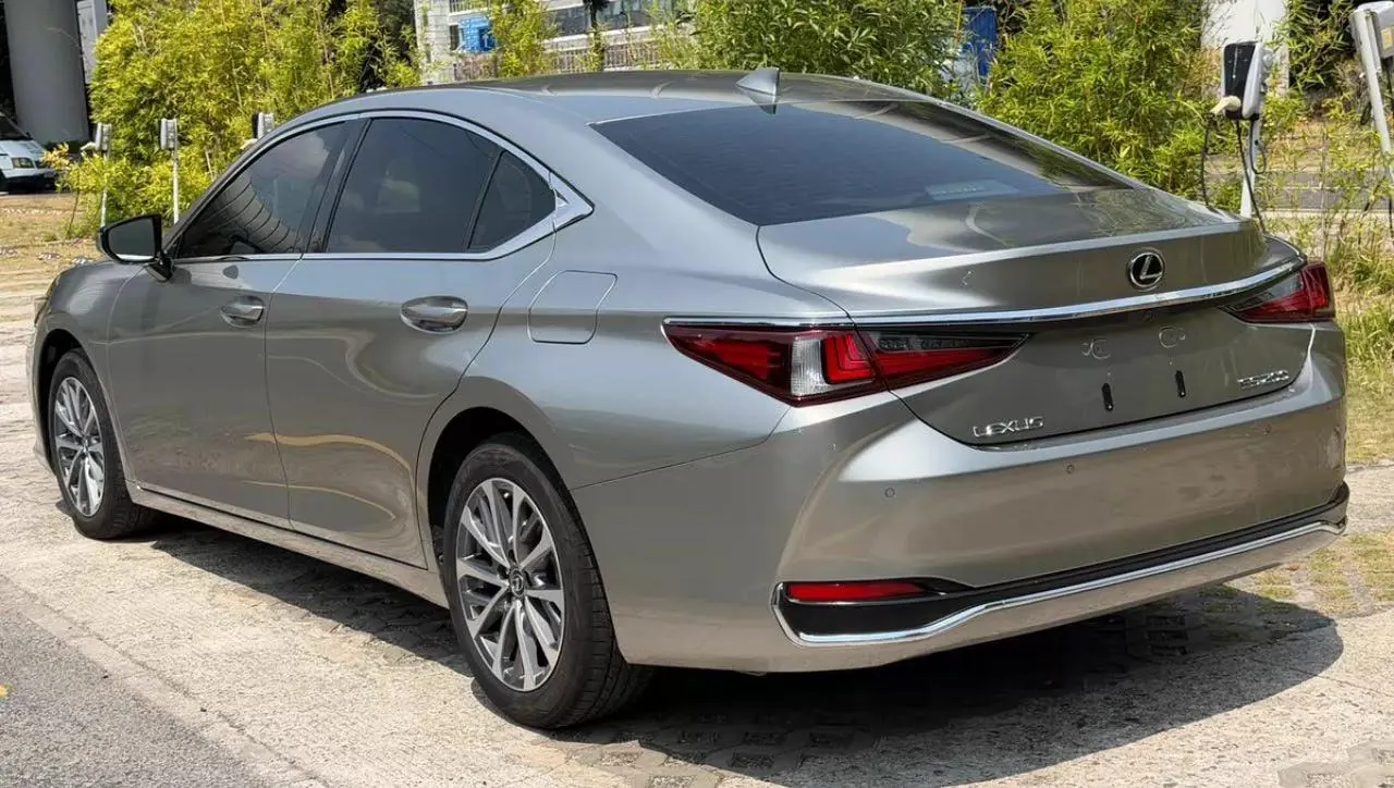 Lexus ES (Imported) 2021 ES200 2.0 Stepless Premium Edition Automatic Gear 4