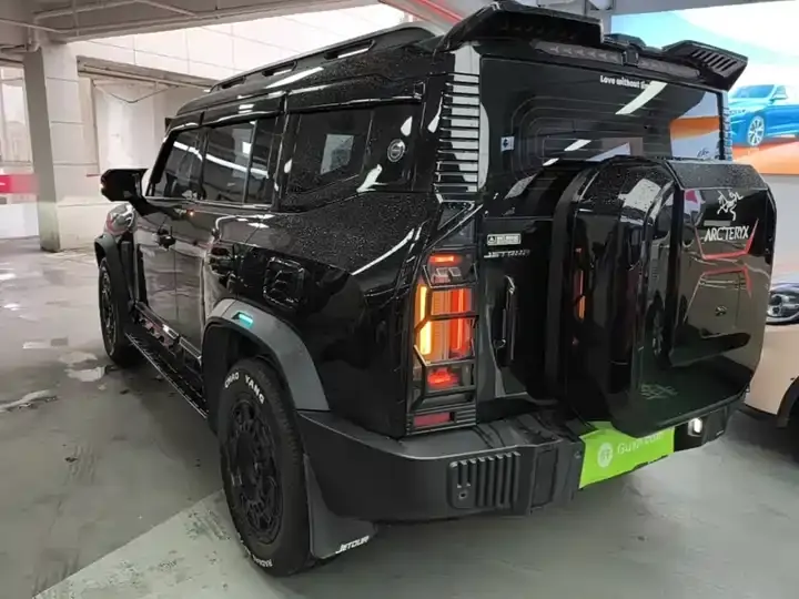 Jetour Traveler 2023 2.0T Four-Wheel-Drive Pro Edition 5