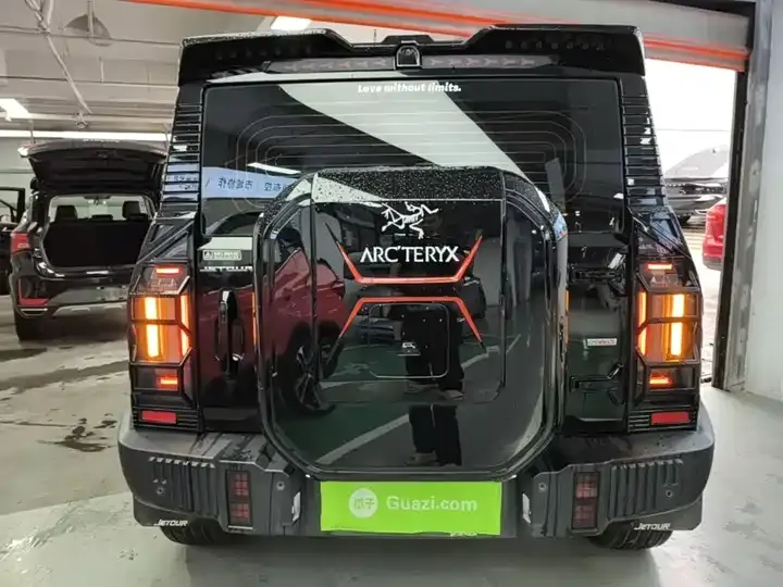 Jetour Traveler 2023 2.0T Four-Wheel-Drive Pro Edition 6