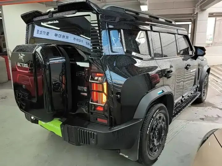 Jetour Traveler 2023 2.0T Four-Wheel-Drive Pro Edition 7