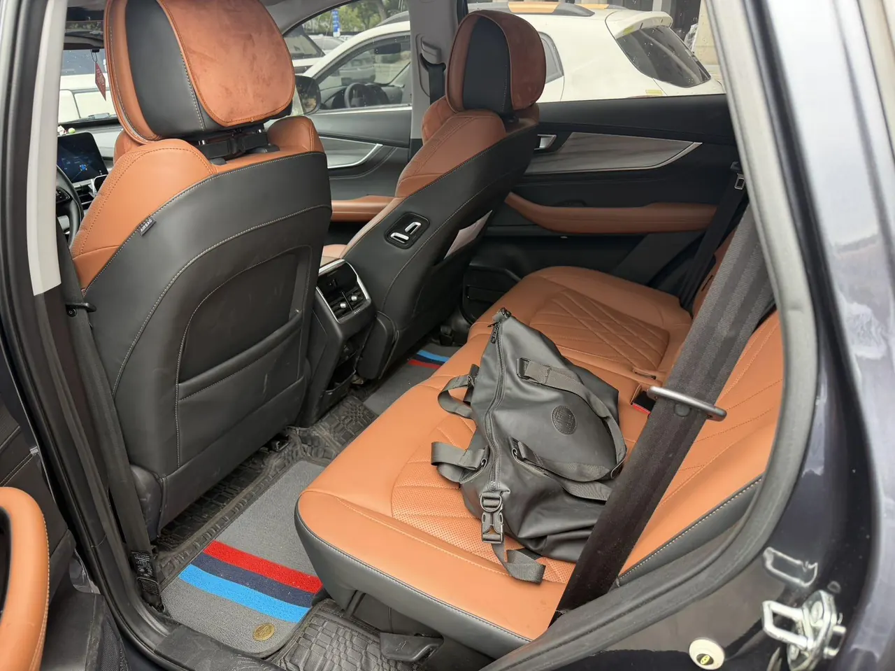 Chery 2022 Tiggo 8 PLUS 1.6TGDI 290TGDI Prestige Edition Automatic 7