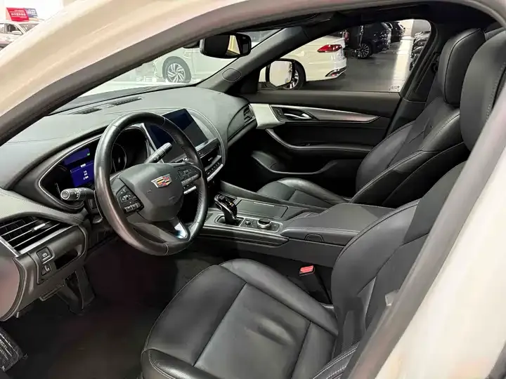 Cadillac CT5 2021 28T Luxury Model 10