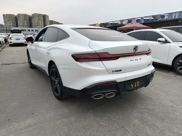 MG7 2025 1.5T 300 DCT Deluxe 11