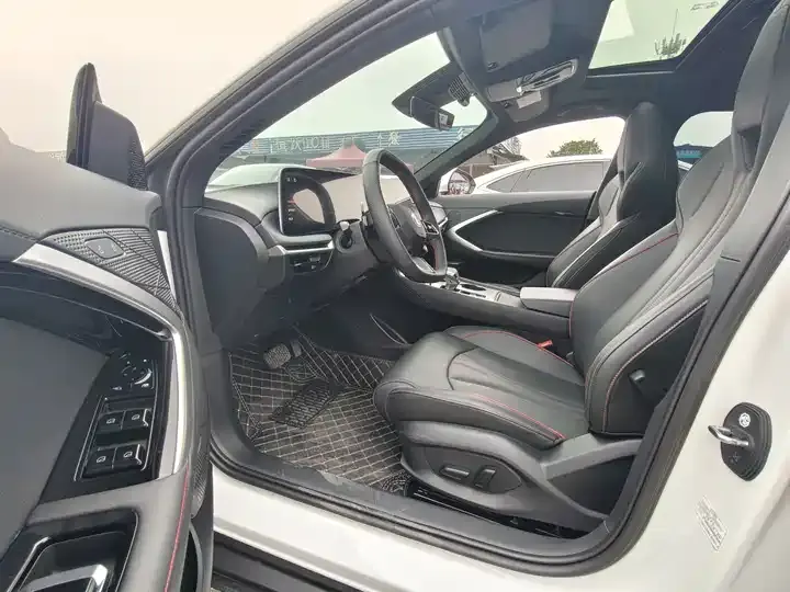 MG7 2025 1.5T 300 DCT Deluxe 4