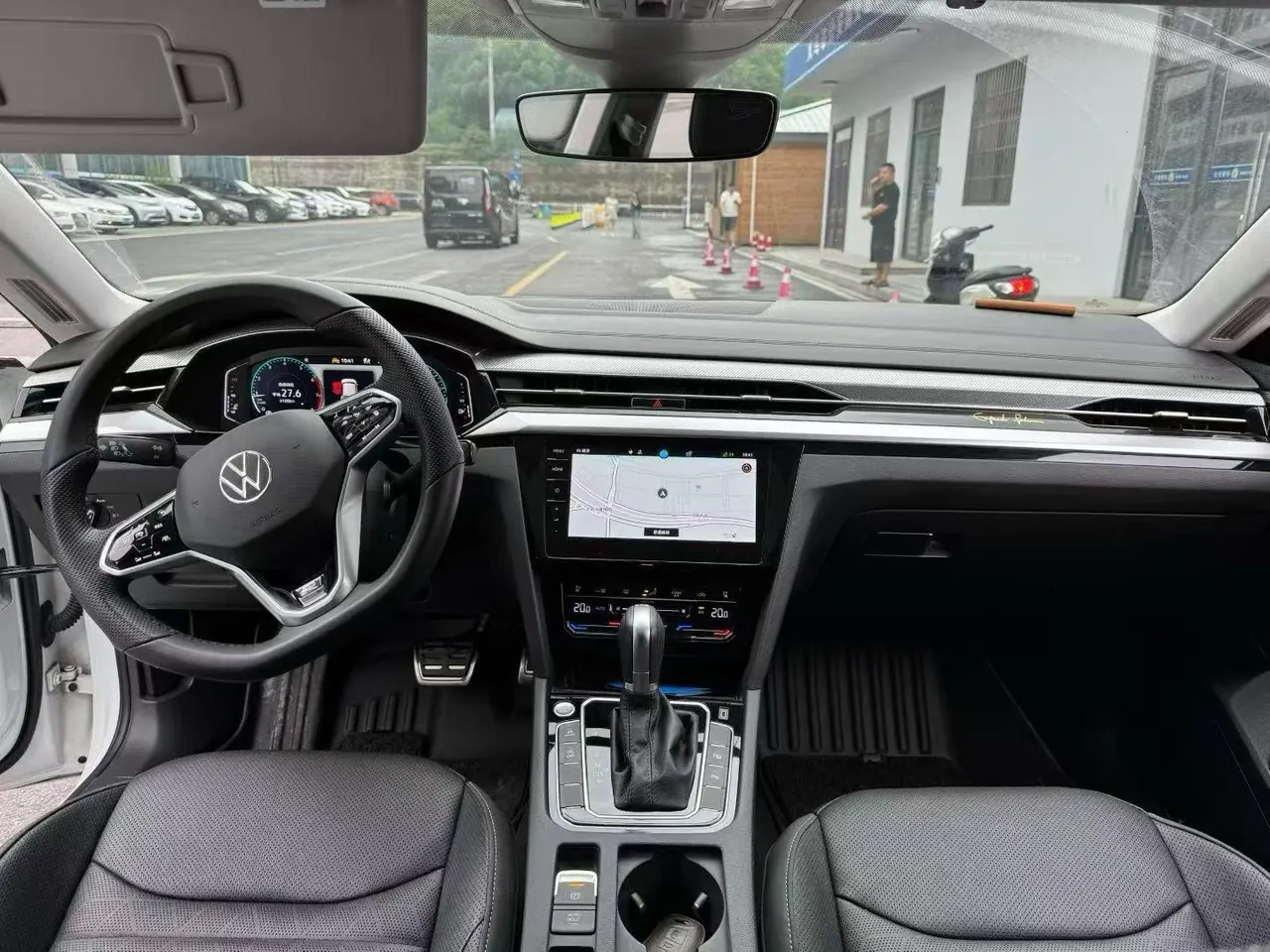 Volkswagen 2023 CC 2.0TSI 380TSI eye-catching automatic gear 4