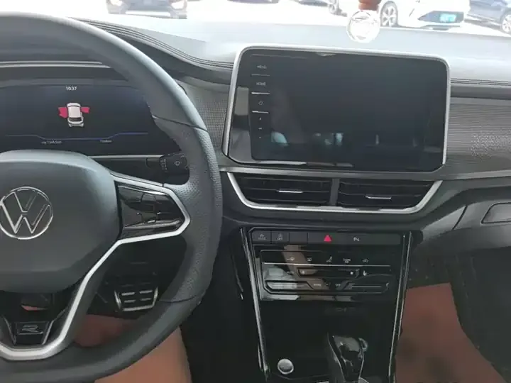 T-ROC Tange 2025 300TSI DSG Two-Drive Chen Guang Edition 10