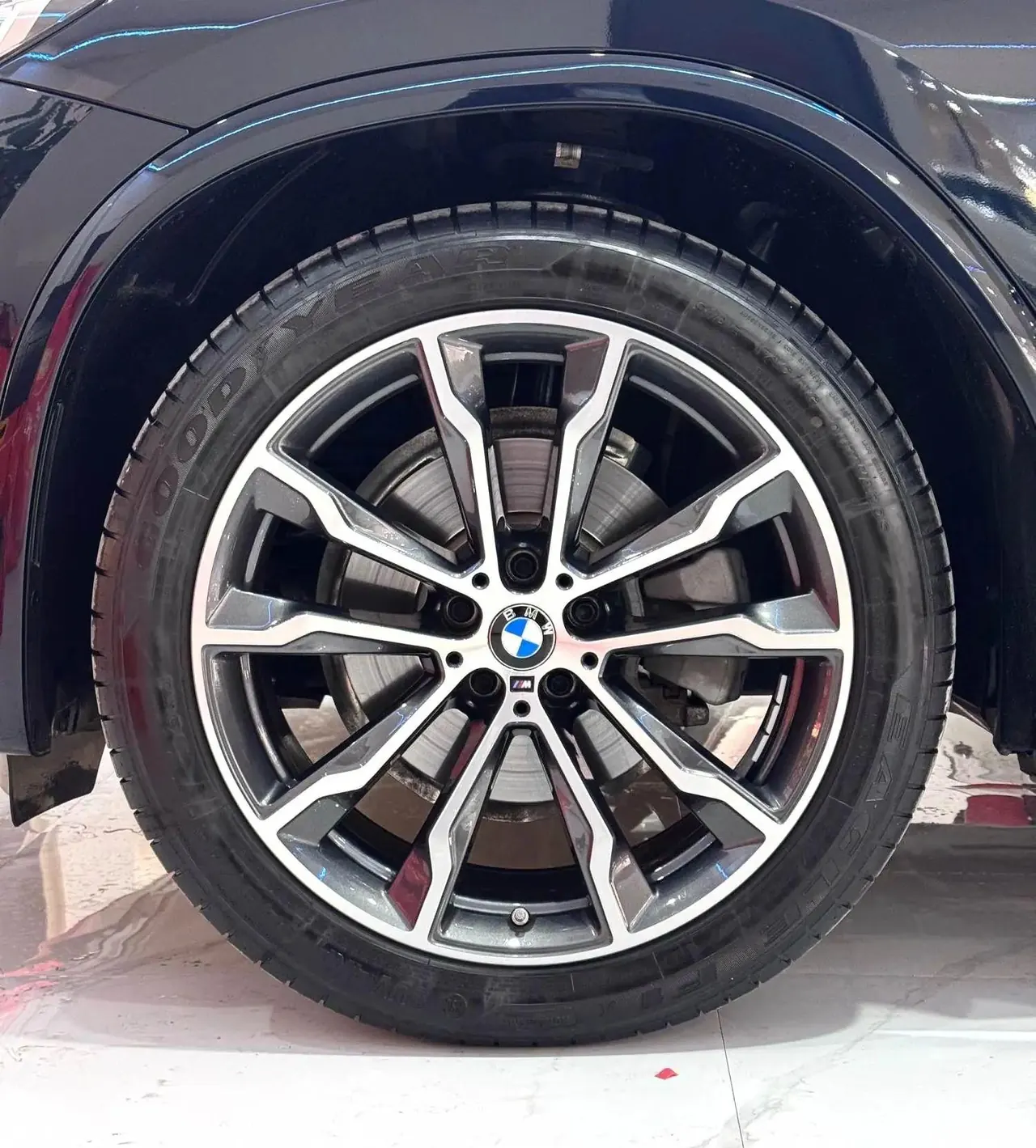BMW 2023 X3 xDrive30i 2.0T Leading M Obsidian Night Kit (Changed) Automatic Gear 9
