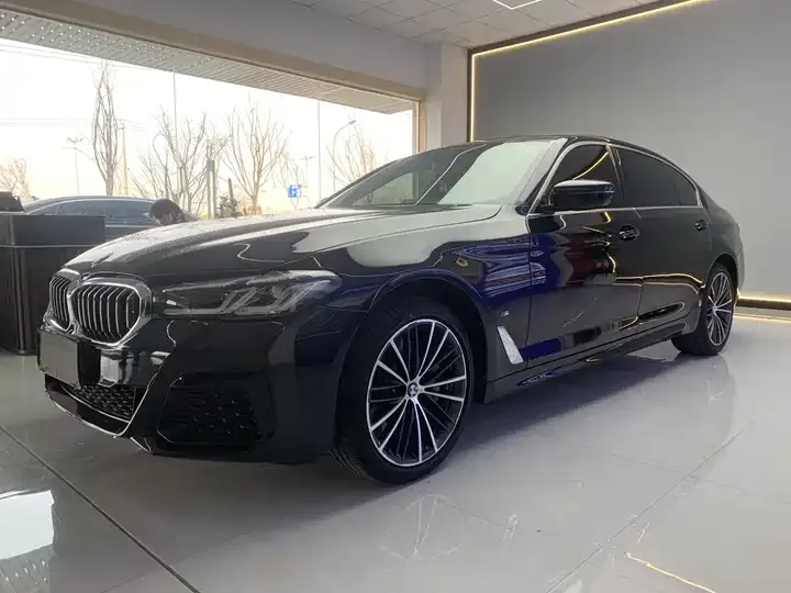 BMW 5 Series 2022 530Li Leading M Sports Suit - View 1