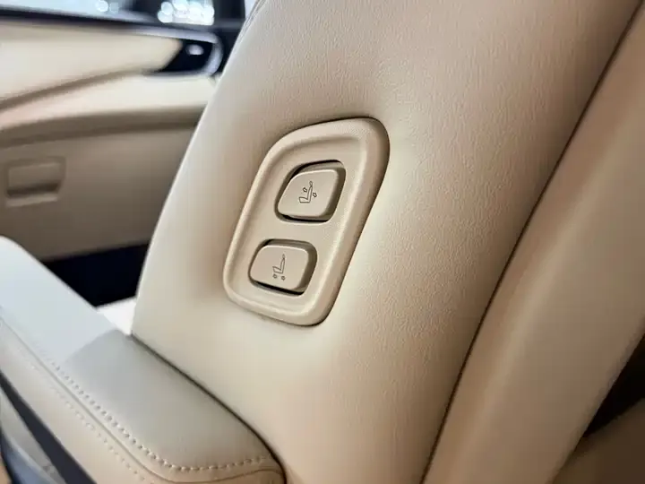 Buick GL8 2022 ES Lu Zun 653T Flagship 7