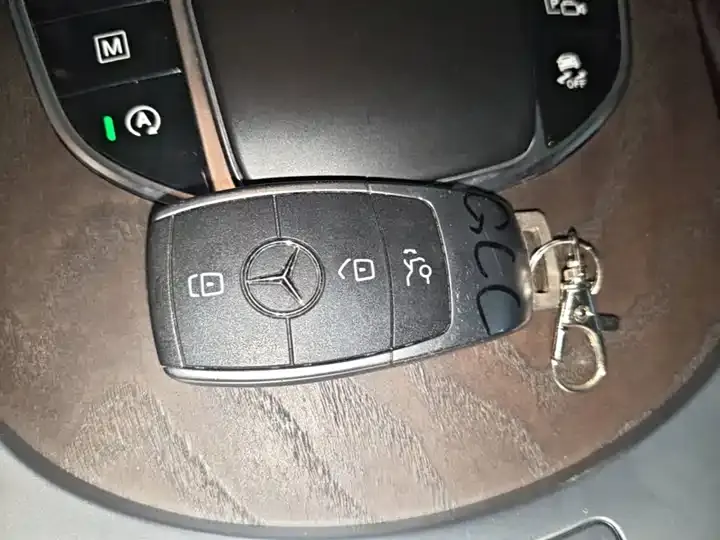 Mercedes Benz GLC 2020 to GLC 300 L 4MATIC Dynamic 9