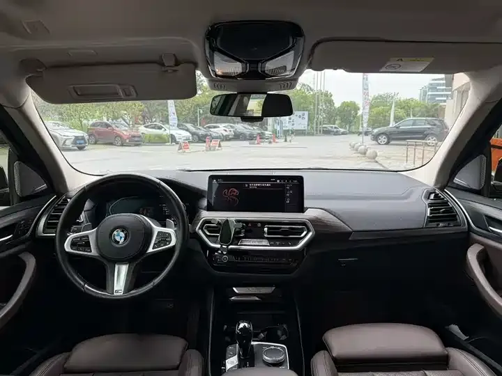 BMW X3 2022 xDrive30i Leading M Obsidian Night Suit 8