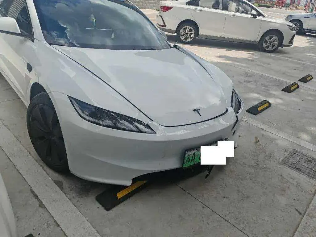 Tesla 2025 Model 3 long endurance rear wheel drive version (modified) automatic gear 4