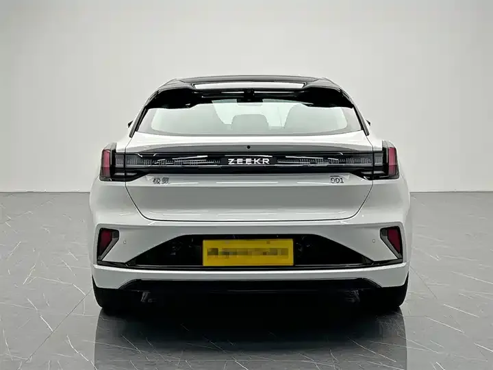 Zeekr 001 2024 WE Edition 100kWh Rear-Wheel Drive 5