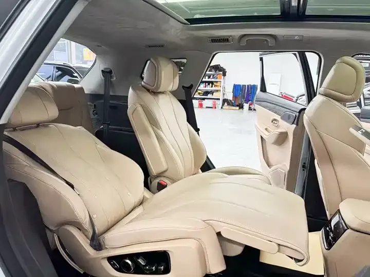Jetour ShanHai L9 2025 1.5TD 2DHT Ultimate Edition 6 8
