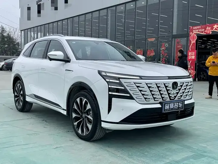 ChangAn CS75PLUS 2025 4th Generation UItra 2.0T New Blue Whale Wisdom 3