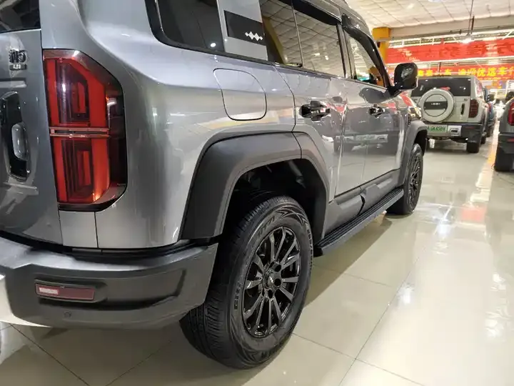 Leopard 5 2023 Leading Edition 7