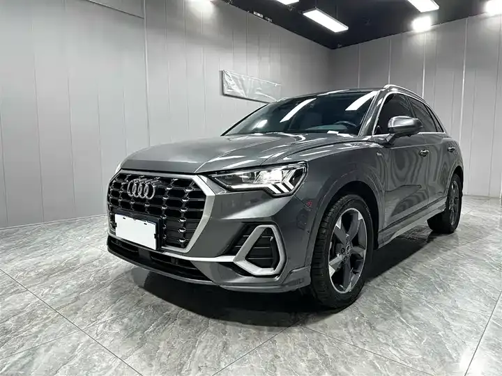 Audi Q3 2022 35 TFSI Fashion Dynamic - View 1