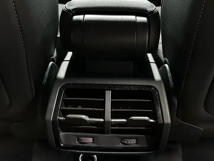 Audi Q3 2022 35 TFSI Fashion Dynamic 3