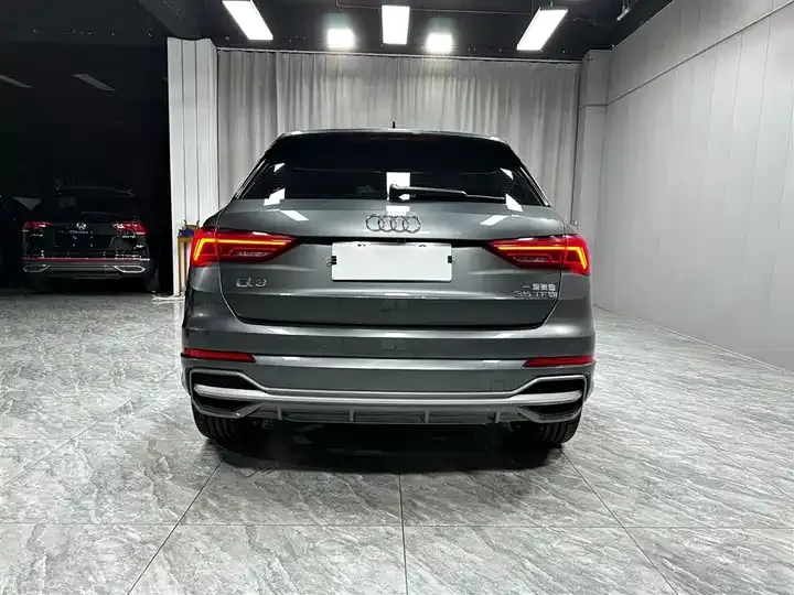 Audi Q3 2022 35 TFSI Fashion Dynamic 7