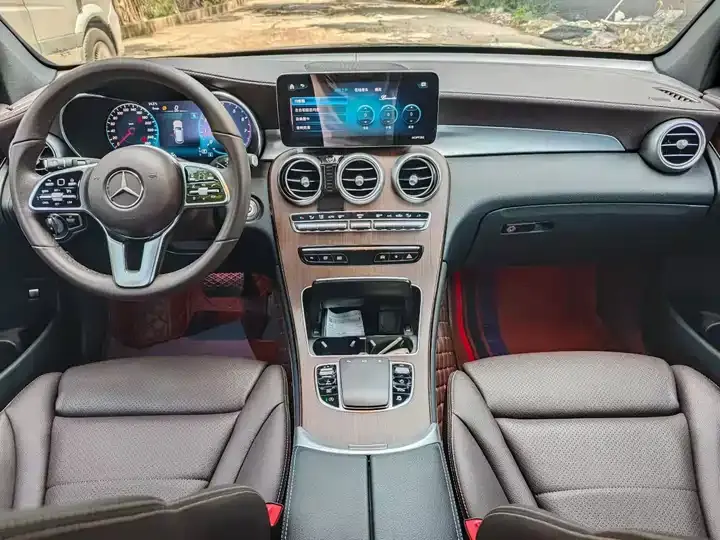 Mercedes Benz GLC 2021 GLC 300 L 4MATIC Dynamic 5