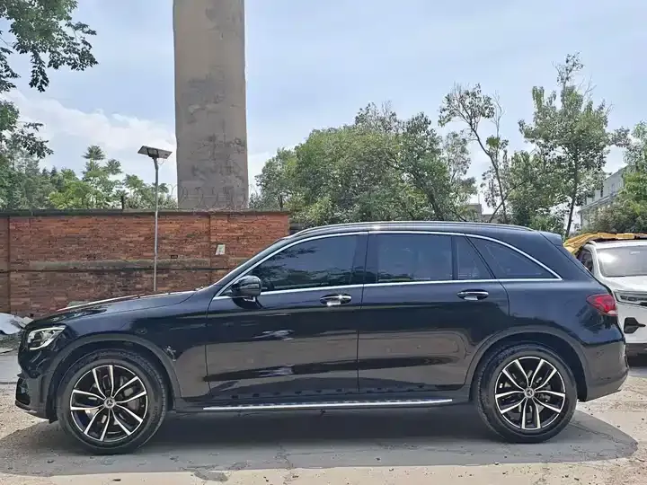 Mercedes Benz GLC 2021 GLC 300 L 4MATIC Dynamic 7