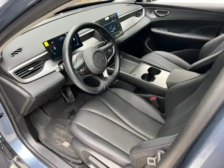 Seal 05 DM-i 2026 DM-i 128KM luxury model 9