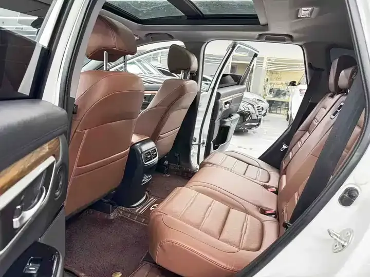 Honda CR-V 2021 240TURBO CVT Two-Drive Fashion Edition 8