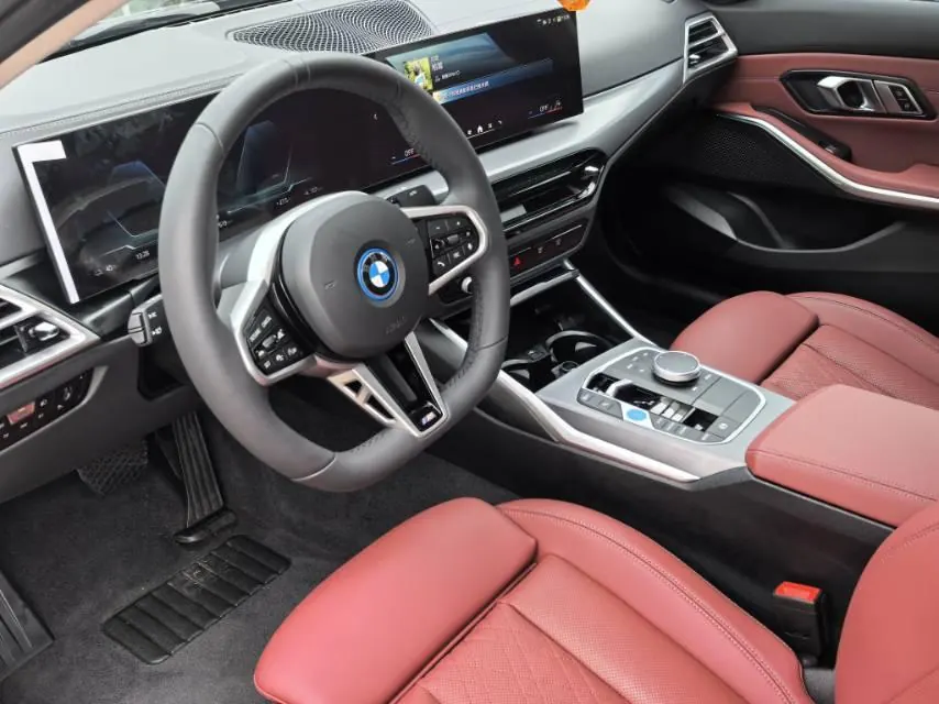BMW 2025 i3 eDrive 35 L automatic gear 7