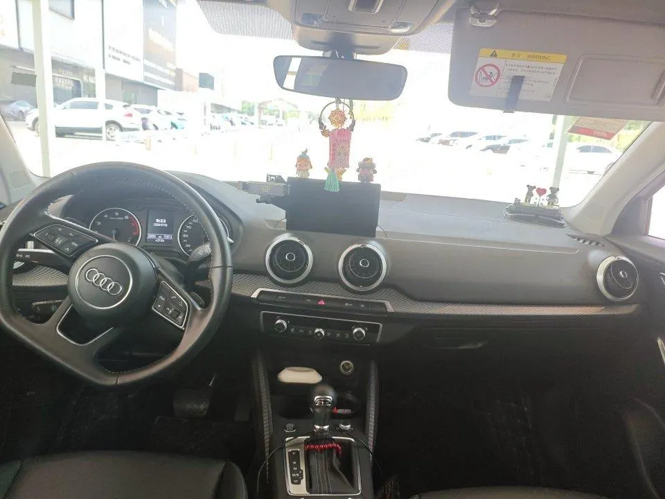 Audi 2022 Q2L 1.4TFSI 35TFSI Fashion Dynamic Automatic 3