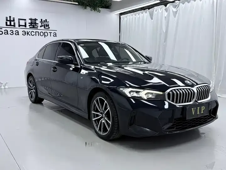BMW 3 Series 2023 model 320Li M Sport Package 3