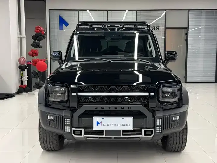Jetour Traveler 2024 2.0T 4-wheel Drive Through PRO Entertainment Edition - View 1