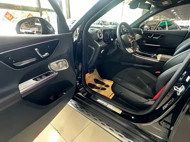 Mercedes Benz GLC AMG 2025 AMG GLC 43 4MATIC 6