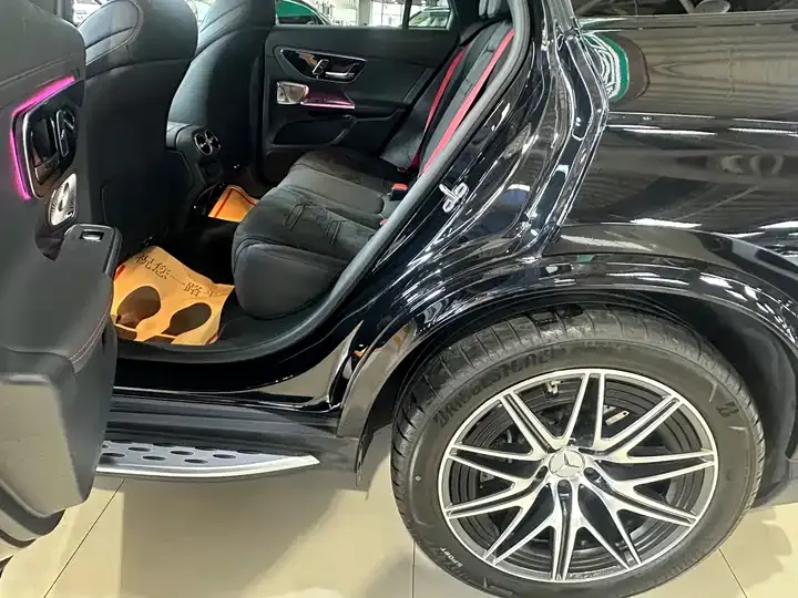 Mercedes Benz GLC AMG 2025 AMG GLC 43 4MATIC 9