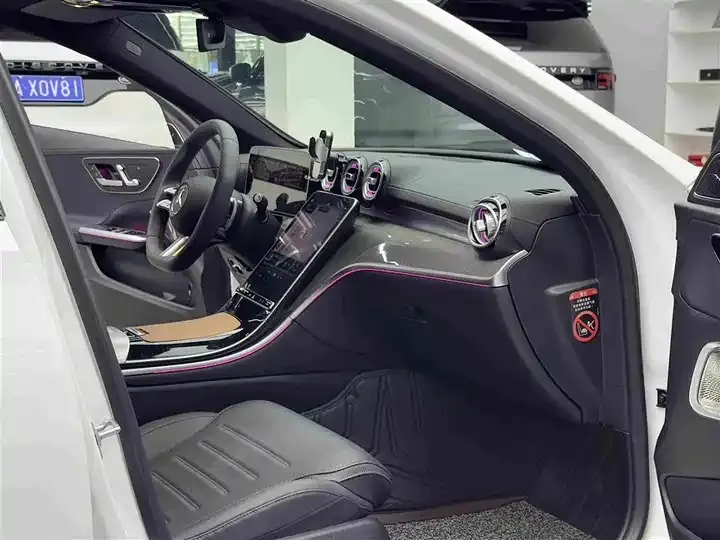 Mercedes Benz Class C 2025 C 260 L Night Sports Edition 10