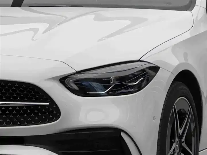 Mercedes Benz Class C 2025 C 260 L Night Sports Edition 3
