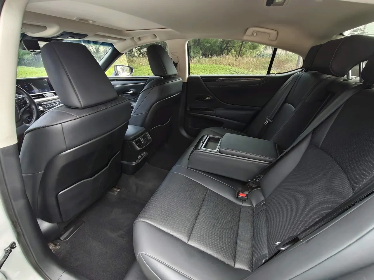 Lexus ES (Imported) 2020 ES300h 2.5 Stepless Excellence Edition Automatic Gear 7