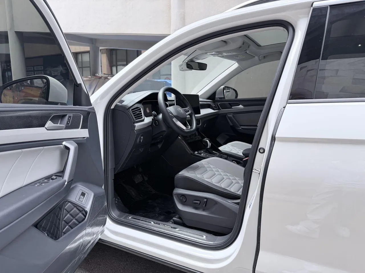Volkswagen 2022 Tanyue 1.4TSI 280TSI Two-Drive Deluxe Smart Joint Edition Automatic Gear 2
