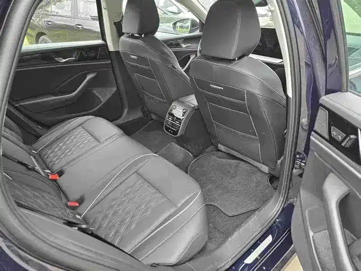 Magotan 2024 380TSI DSG Extreme Edition 8