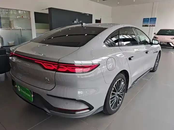 Han 2025 DM-i Smart Driving Edition 125KM Laser Radar Flagship 7