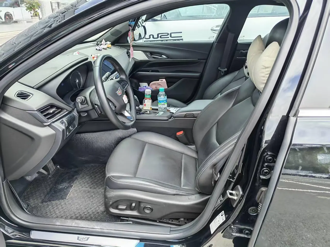 Cadillac 2022 CT4 2.0T 28T luxury automatic gear 2