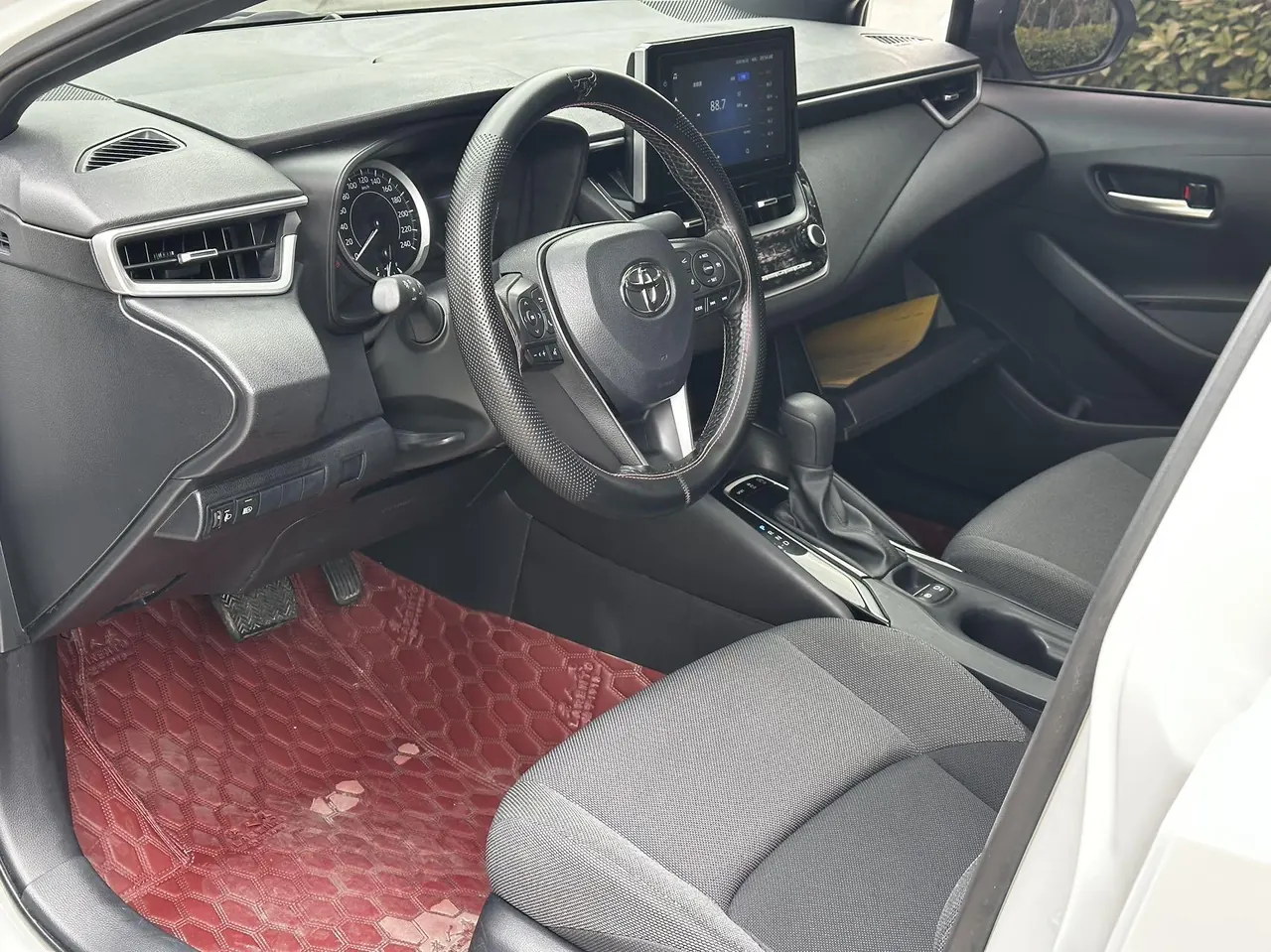 Toyota 2022 Lei Ling 1.2T Stepless 185T Deluxe Automatic Gear 6