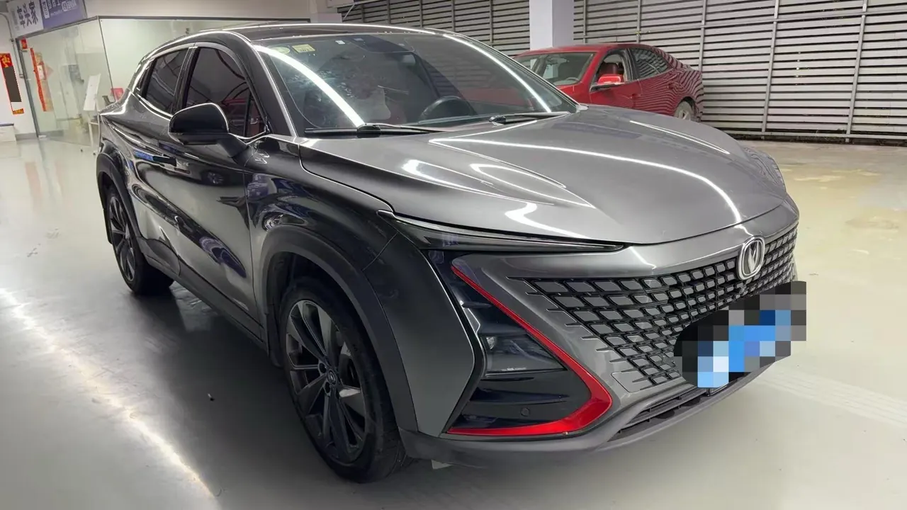 ChangAn 2020 UNI-T 1.5T honorable automatic gear 2