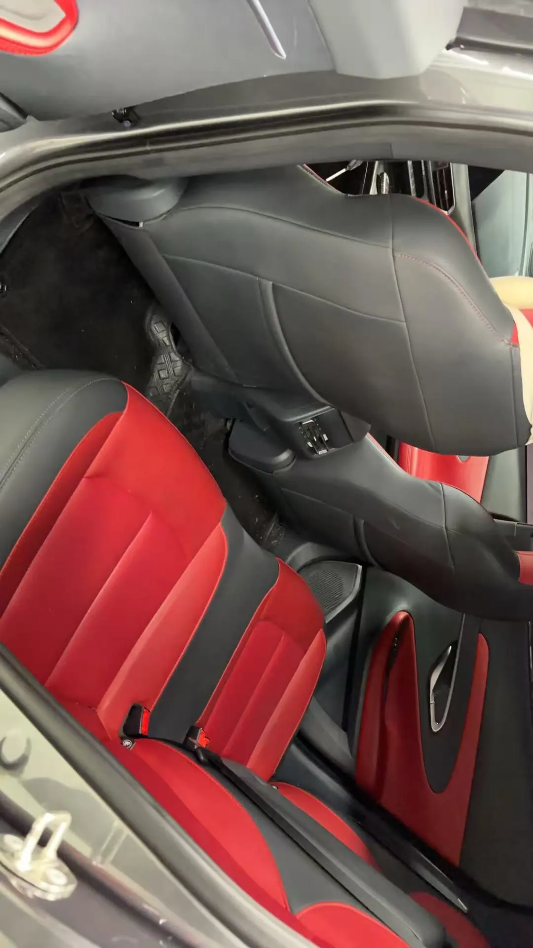 ChangAn 2020 UNI-T 1.5T honorable automatic gear 4