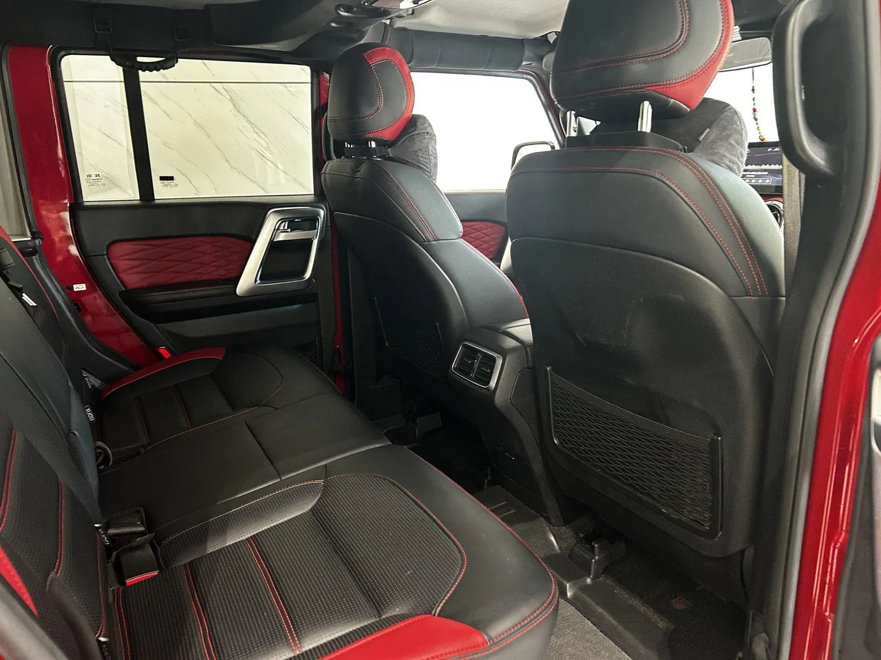 Beijing 2020 BJ40 2.0T 4-wheel drive city hunter version chivalrous automatic gear 4