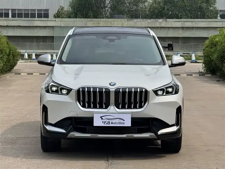 BMW X1 2023 sDrive20Li X Design Set 2