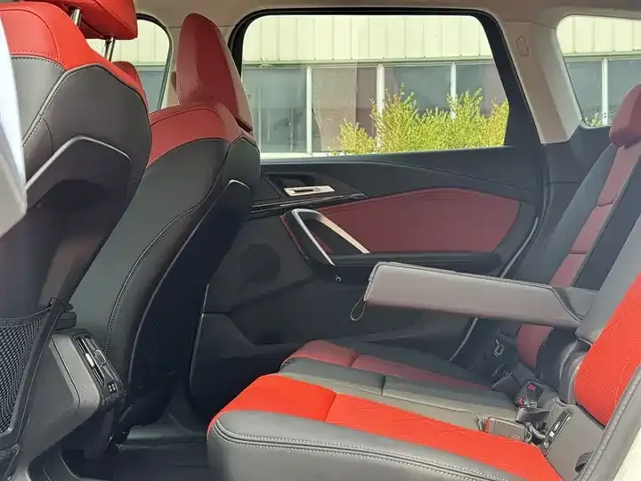 BMW X1 2023 sDrive20Li X Design Set 7